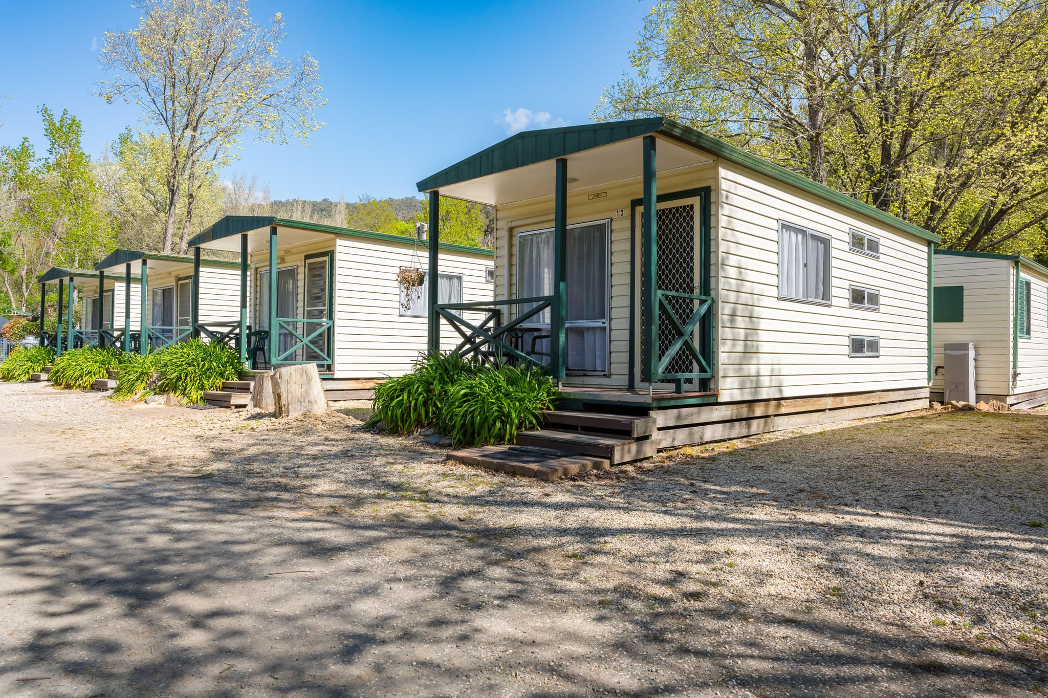 Feathertop Cabins