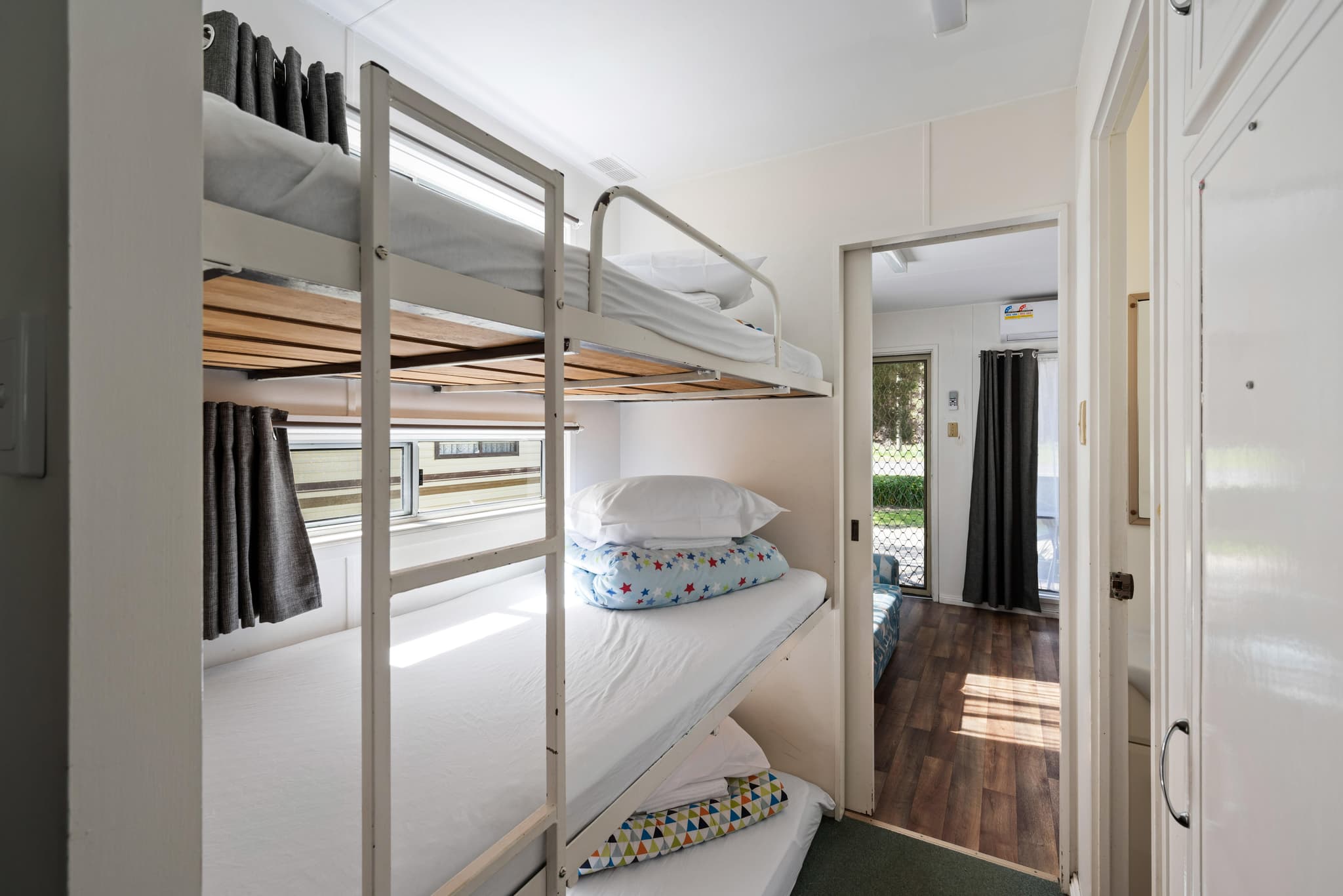 Feathertop Cabins