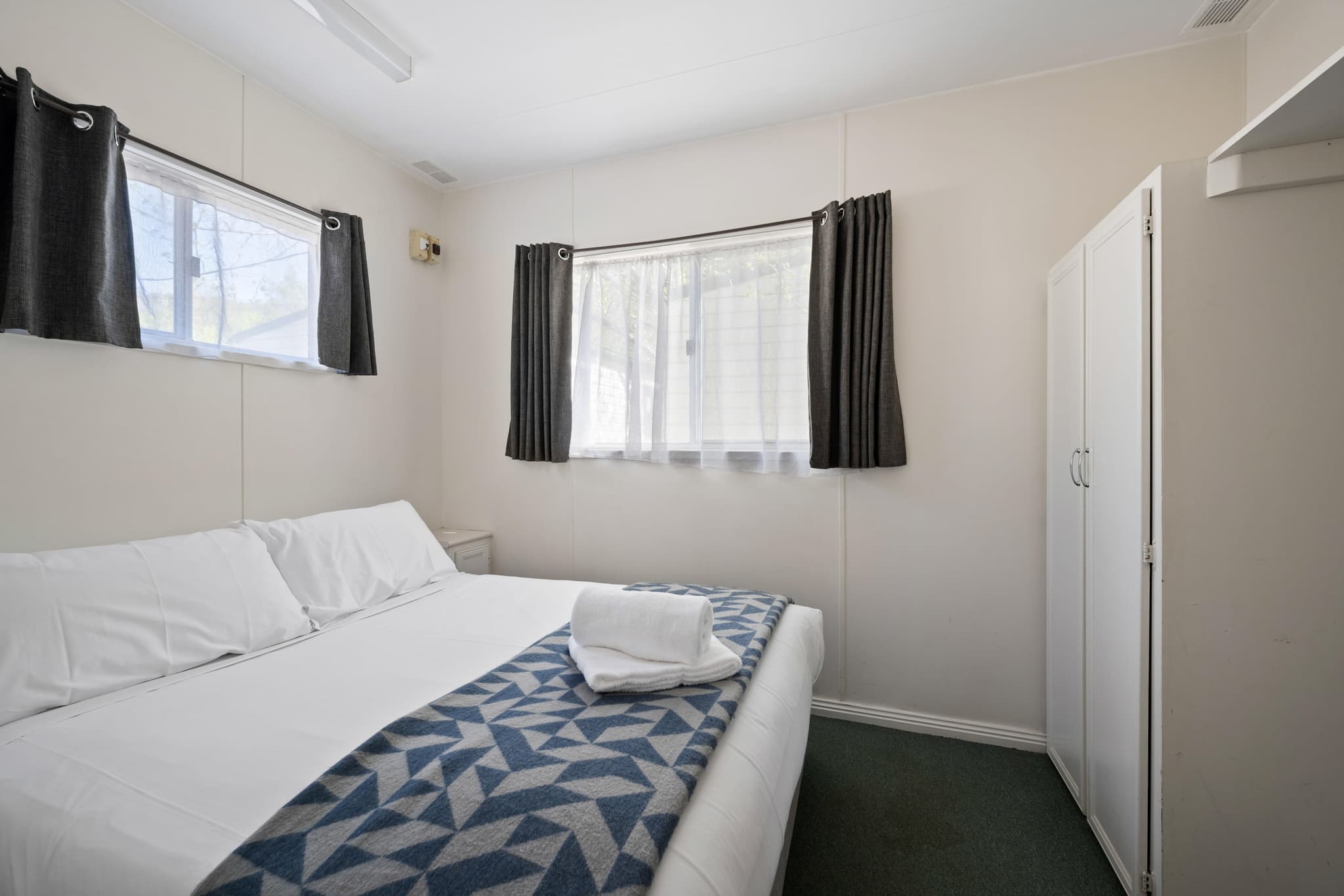 Feathertop Cabins